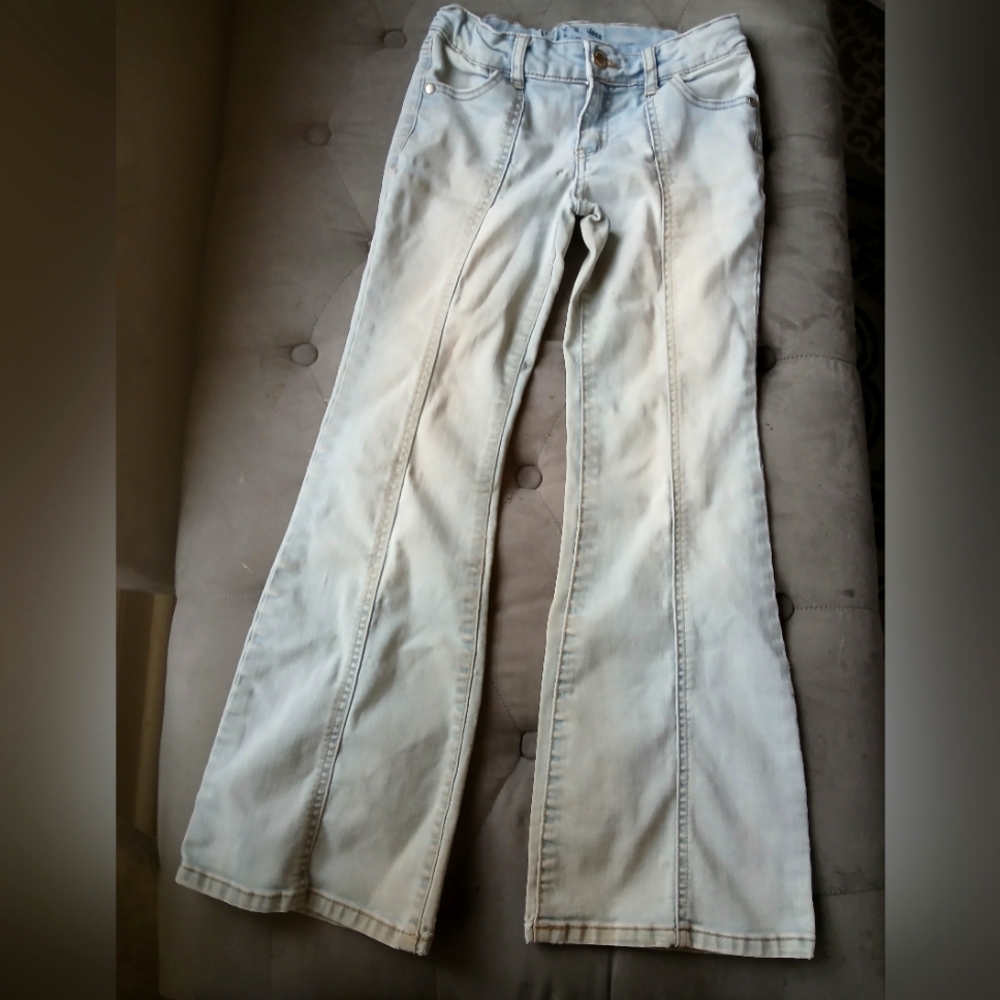 Girls Faded Flare Jeans With Adjustabke Waist